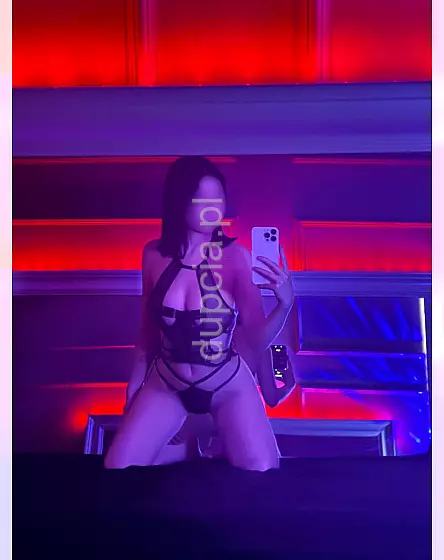 Luna erotic massage