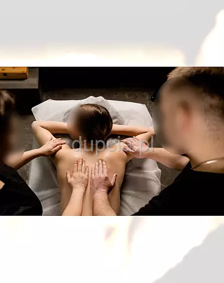 Masaż tantryczny na 4 ręce 